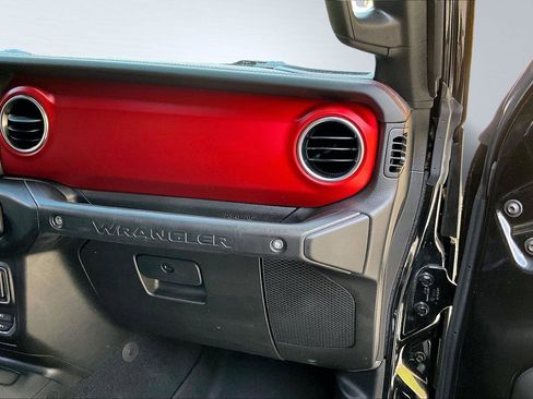 Certified 2023 Jeep Wrangler Unlimited Rubicon w/ Steel Bumper Group image 17