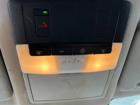 Used 2022 Nissan Rogue SV FWD image 22