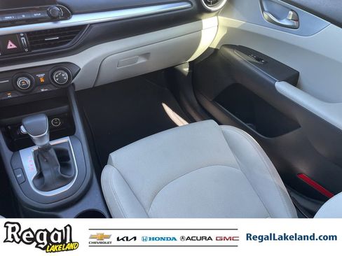Used 2022 Kia Forte LXS image 15