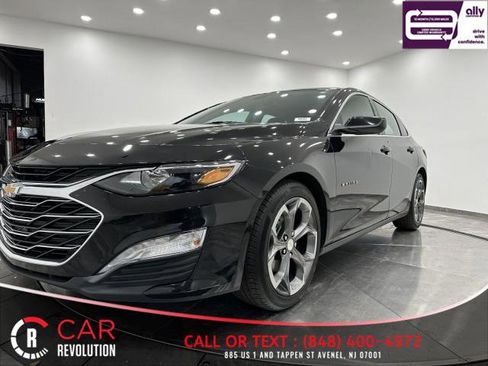 Used 2021 Chevrolet Malibu LT image 4