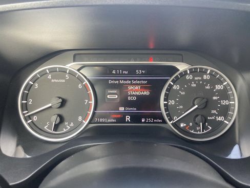 Used 2021 Nissan Rogue S image 13