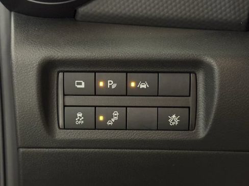 Used 2024 Nissan Kicks S FWD image 7