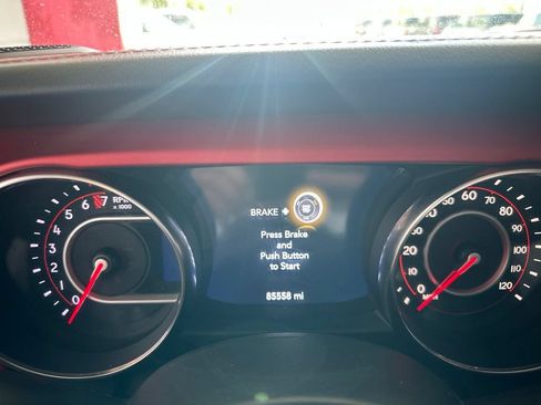 Used 2019 Jeep Wrangler Unlimited Rubicon AWD/4WD image 5