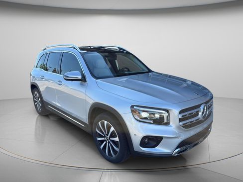 Certified 2020 Mercedes-Benz GLB 250 image 4