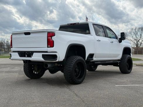 Used 2025 Chevrolet Silverado 2500 LT w/ Z71 Chrome Sport Edition AWD/4WD image 5