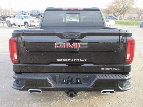 New 2026 GMC Sierra 1500 Denali w/ Denali Reserve Package image 6