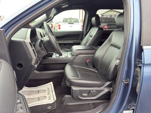 Used 2019 Ford Expedition XLT w/ Equipment Group 202A image 19