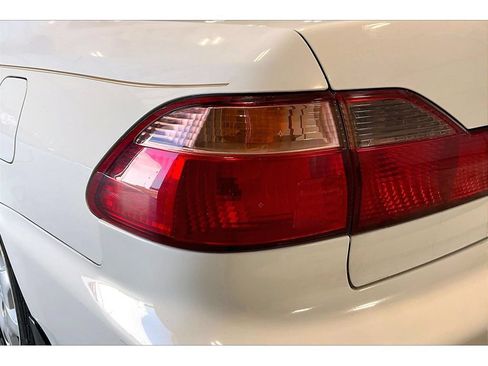 Used 1998 Honda Accord LX image 32