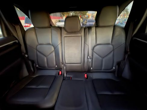 Used 2013 Porsche Cayenne S image 35