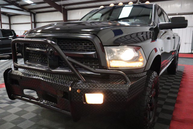 Used 2015 RAM 2500 Laramie w/ Black Appearance Group AWD/4WD image 21