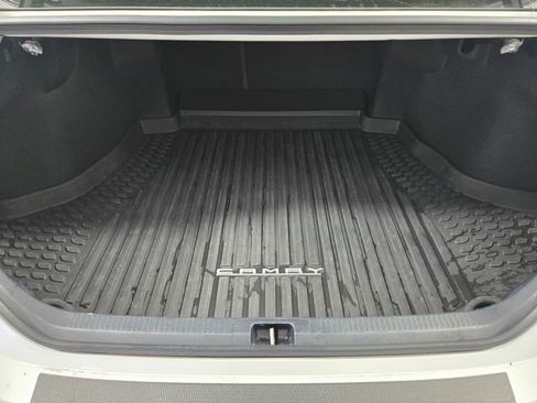 Used 2022 Toyota Camry XSE w/ Navigation Upgrade Package image 22