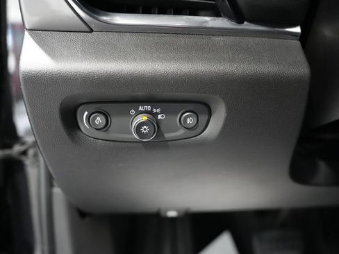 Used 2018 Chevrolet Traverse LT AWD/4WD image 14