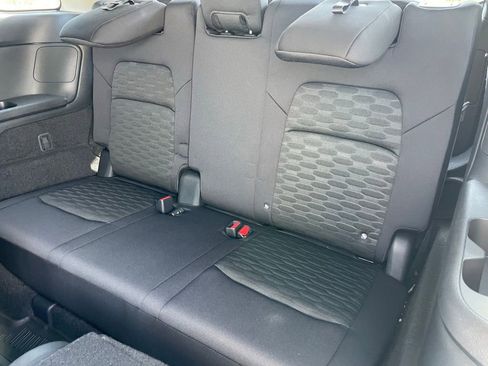 Certified 2023 Nissan Pathfinder SV w/ SV Premium Package AWD/4WD image 8