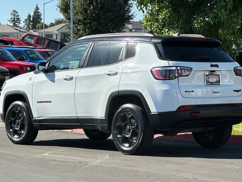 Used 2024 Jeep Compass Trailhawk AWD/4WD image 6