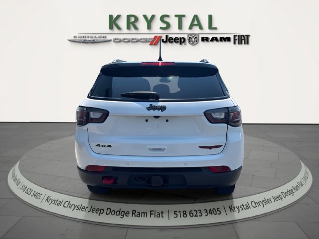 Certified 2025 Jeep Compass Trailhawk w/ Trailhawk Elite Group AWD/4WD image 6