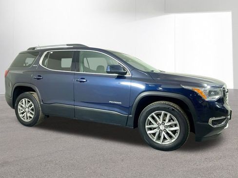 Used 2017 GMC Acadia SLE w/ Driver Alert Package I image 3