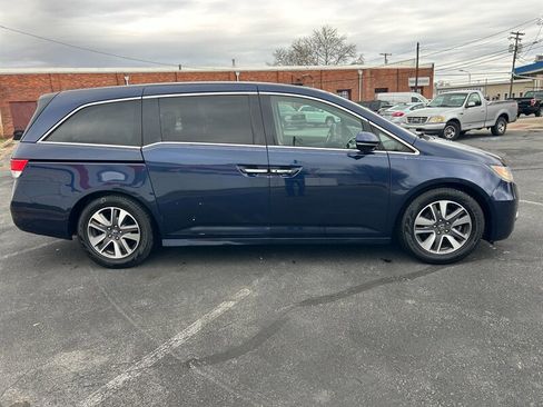 Used 2014 Honda Odyssey Touring image 2