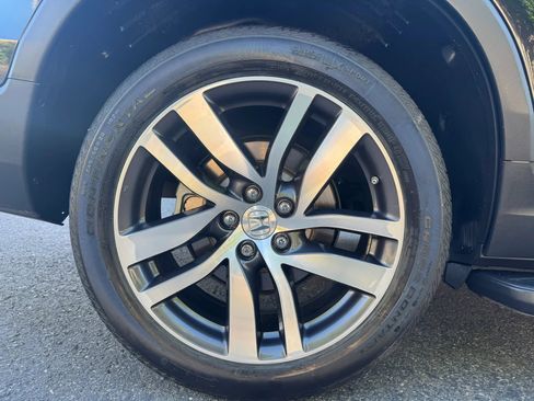 Used 2017 Honda Pilot Elite image 15