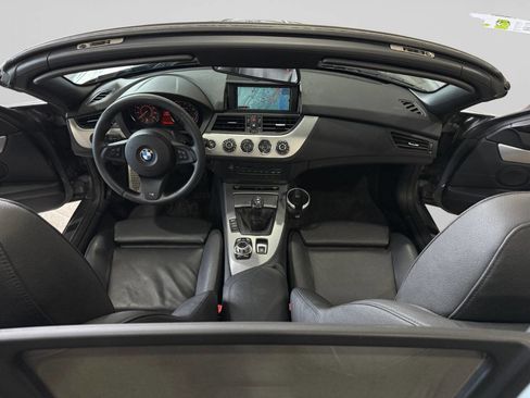 Used 2013 BMW Z4 sDrive35i w/ M Sport Pkg image 12