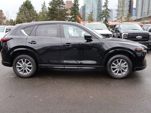 Used 2025 MAZDA CX-5 AWD 2.5 S w/ Preferred Package image 4