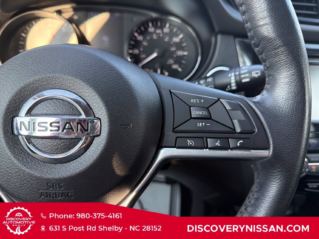 Certified 2019 Nissan Rogue SV FWD image 25