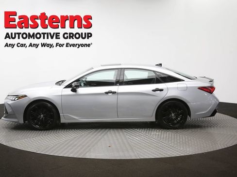 Used 2021 Toyota Avalon XSE FWD image 62