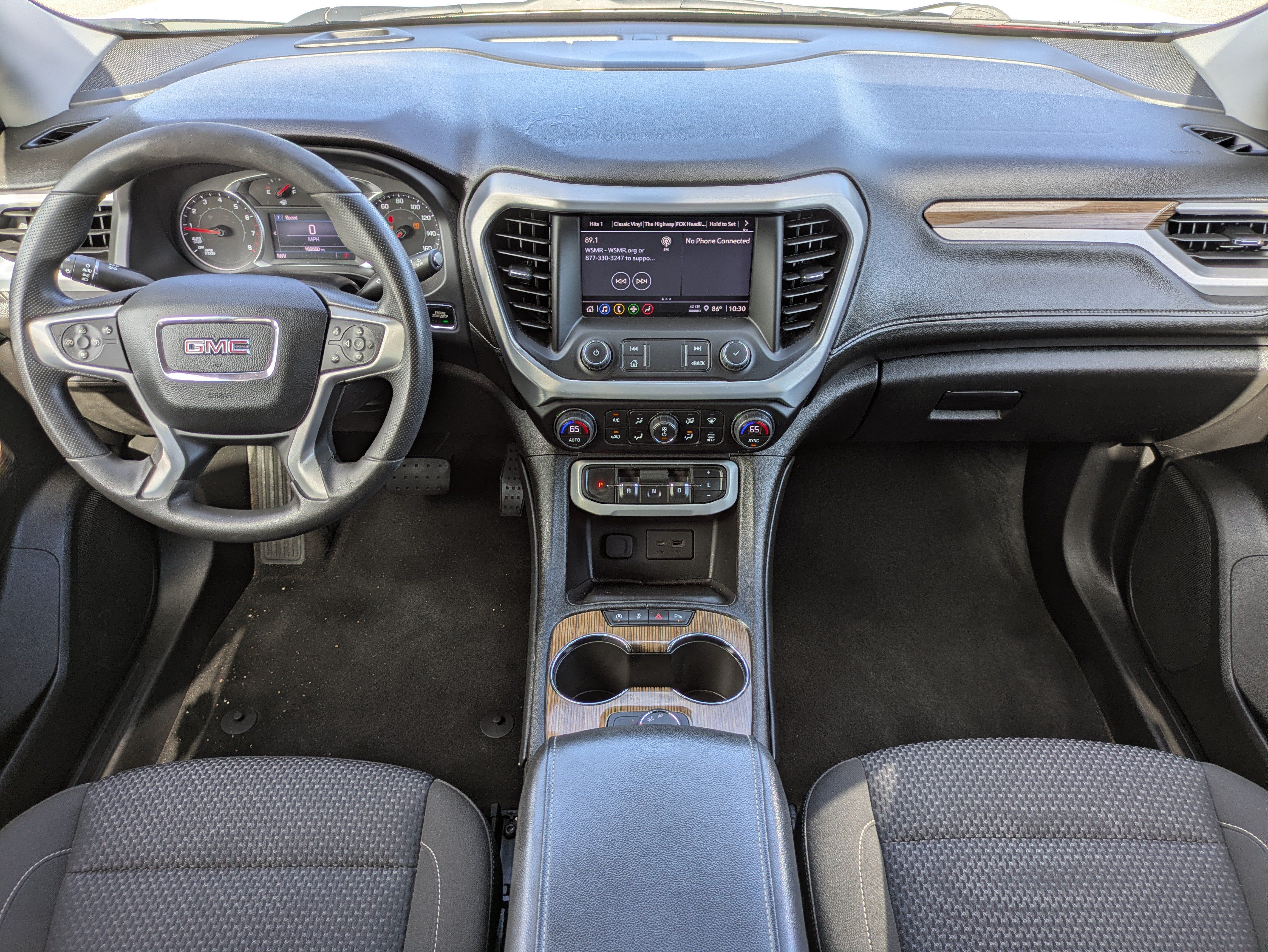 Used 2023 GMC Acadia SLE FWD image 15