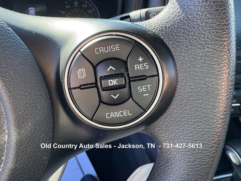 Used 2021 Kia Soul LX FWD image 33
