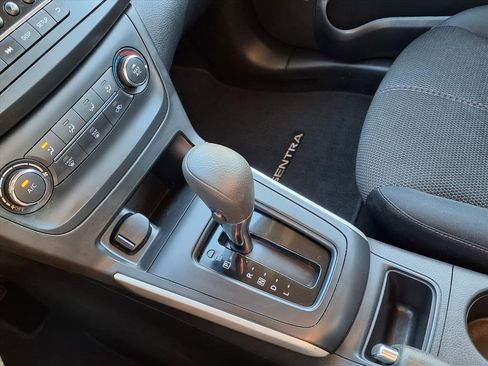 Used 2016 Nissan Sentra S image 16