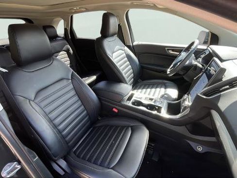 Certified 2024 Ford Edge SEL w/ Convenience Package AWD/4WD image 19
