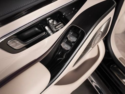 Used 2024 Mercedes-Benz S 63 AMG S image 61