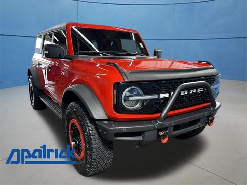 Used 2022 Ford Bronco Wildtrak AWD/4WD image 1