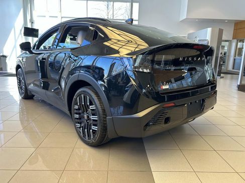 New 2026 Nissan Leaf Platinum+ w/ Cargo Package (Platinum+) FWD image 5