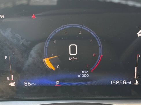 Used 2025 Chevrolet Trax LT w/ Driver Confidence Package FWD image 28