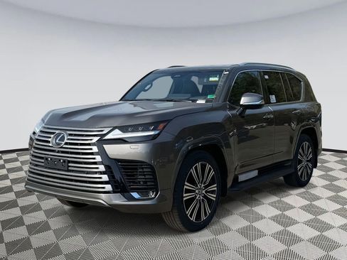 New 2025 Lexus LX 600 4WD w/ Luxury Package image 5