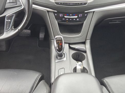 Used 2019 Cadillac XT5 Luxury FWD image 17
