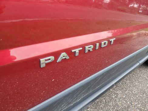 Used 2014 Jeep Patriot Limited w/ Premium Sound Group FWD image 9