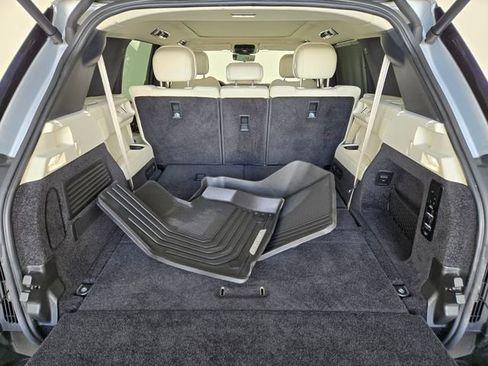 Certified 2023 Land Rover Range Rover Long Wheelbase SE image 14