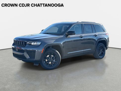 New 2026 Jeep Grand Cherokee Altitude AWD/4WD image 1