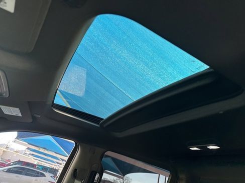 Used 2020 GMC Sierra 1500 AT4 w/ AT4 Premium Package image 16