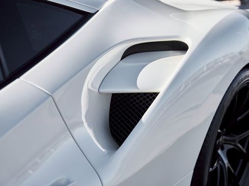 Used 2017 Ferrari 488 GTB image 9