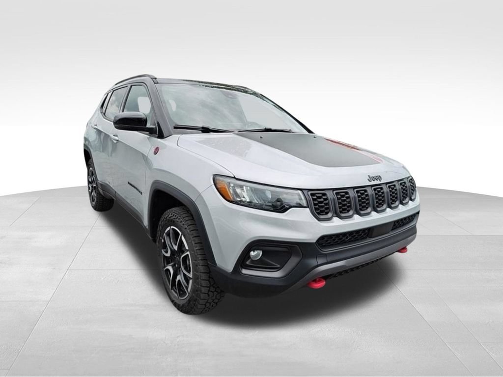 New 2026 Jeep Compass Trailhawk w/ Sun, Sound & Navigation Group AWD/4WD image 7