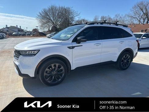 Used 2021 Kia Sorento EX w/ EX AWD X-Line Package image 1