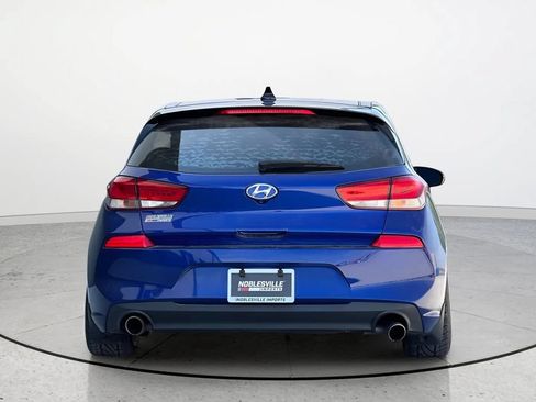 Used 2018 Hyundai Elantra GT Sport w/ Sport Tech Package 04 FWD image 4