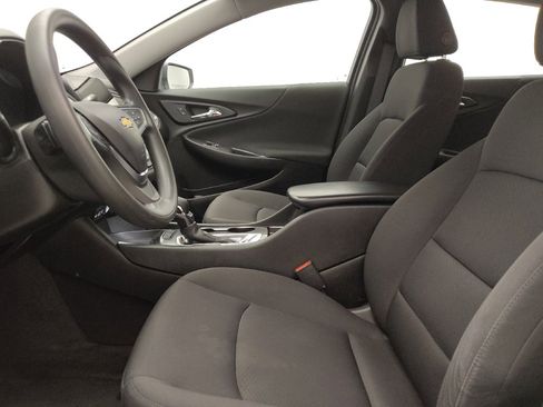 Used 2022 Chevrolet Malibu LS FWD image 17