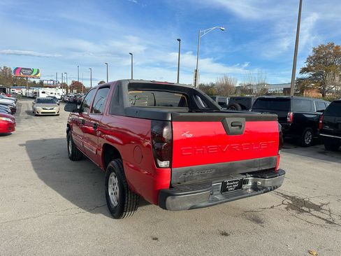 Used 2004 Chevrolet Avalanche 2WD image 5