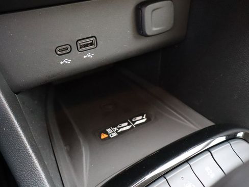 Used 2024 Buick Encore GX Sport Touring w/ Advanced Technology Package image 24