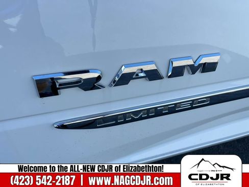 New 2024 RAM 3500 Limited image 12