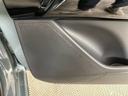 Used 2024 Kia Niro EX image 29