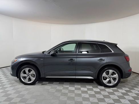 Used 2023 Audi Q5 2.0T Premium Plus w/ Premium Plus Package image 4
